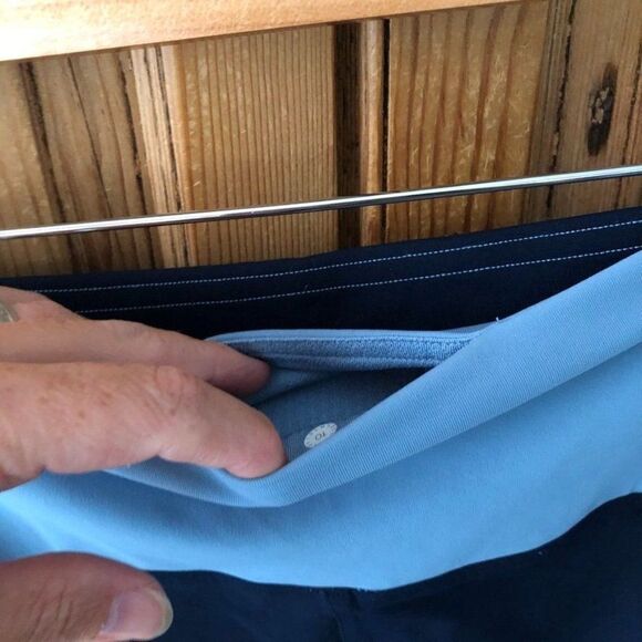 Lululemon 10 Get Going Train Tight 28" True Navy / Cascade Blue Striped Leggings - Picture 3 of 8